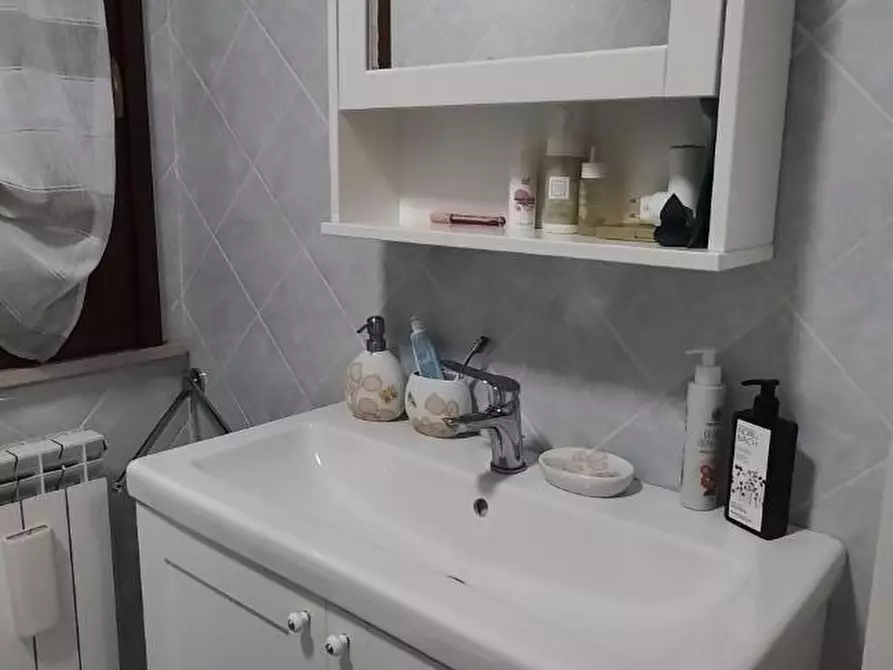 Immagine 8 di Appartamento in vendita  a Montopoli In Val D'arno