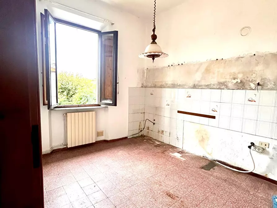 Immagine 5 di Appartamento in vendita  a Pisa