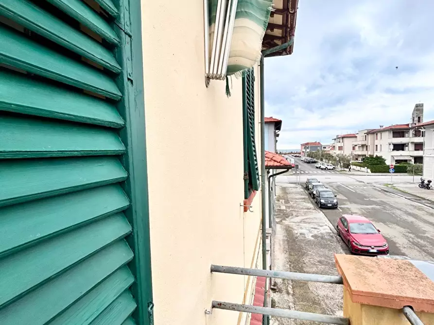 Immagine 21 di Appartamento in vendita  a Pisa