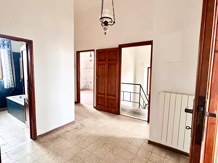 Immagine 13 di Appartamento in vendita  a Pisa