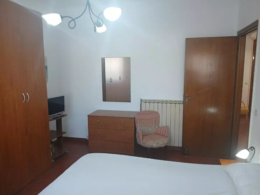 Immagine 17 di Appartamento in affitto  a Pisa