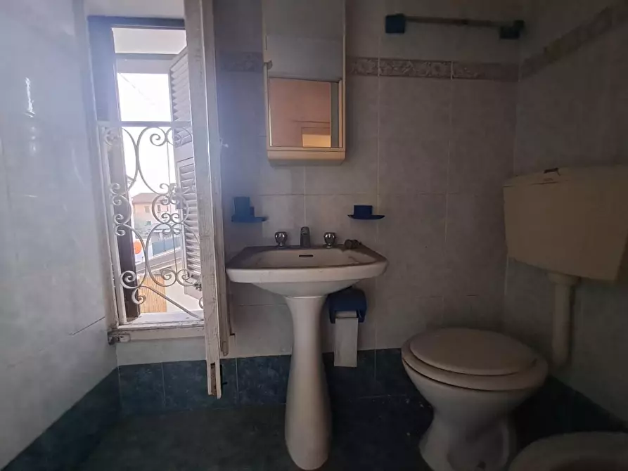 Immagine 9 di Terratetto in vendita  a Massa