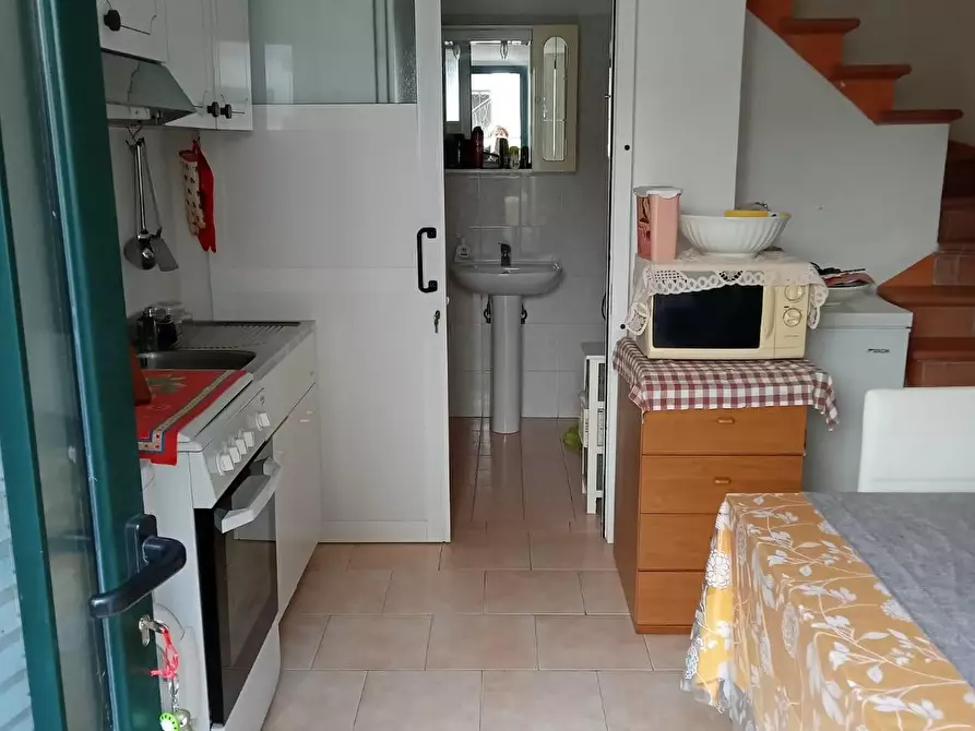Immagine 20 di Terratetto in vendita  a Massa