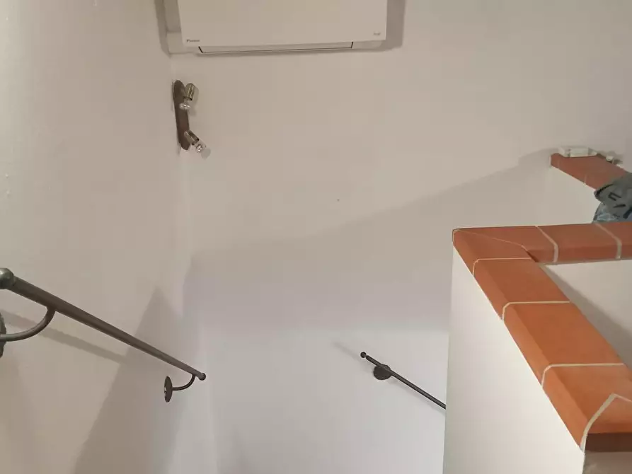 Immagine 22 di Terratetto in vendita  a Massa