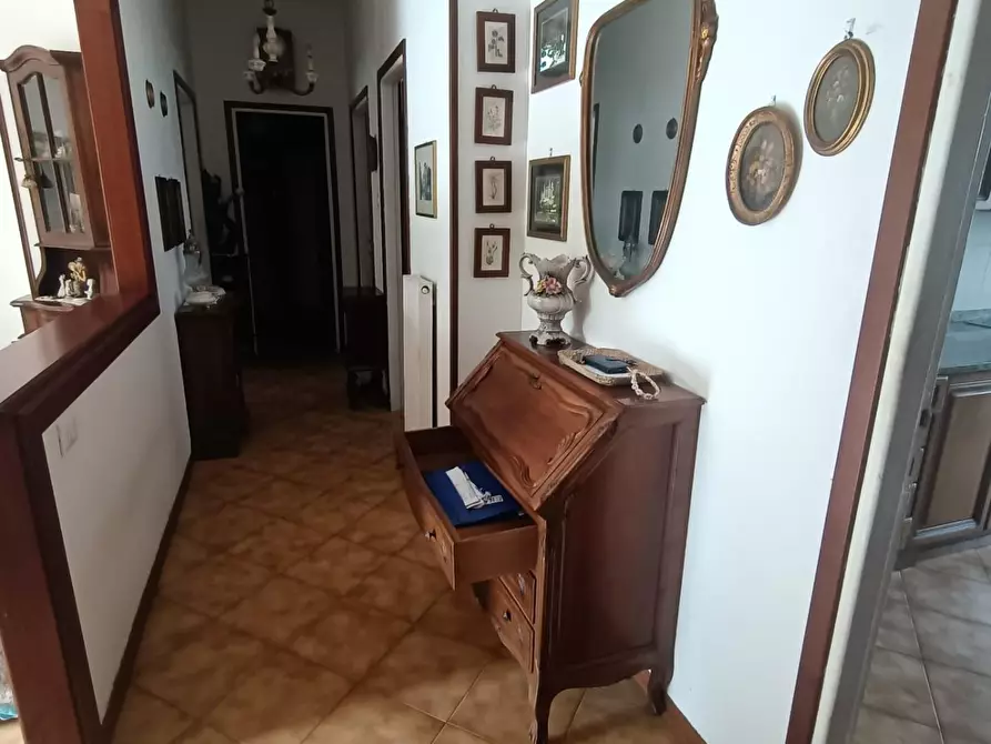 Immagine 20 di Appartamento in vendita  a Carrara