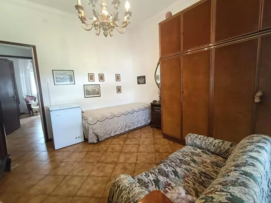 Immagine 16 di Appartamento in vendita  a Carrara