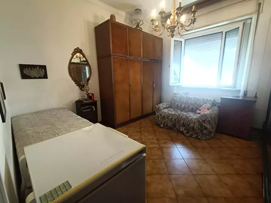 Immagine 6 di Appartamento in vendita  a Carrara