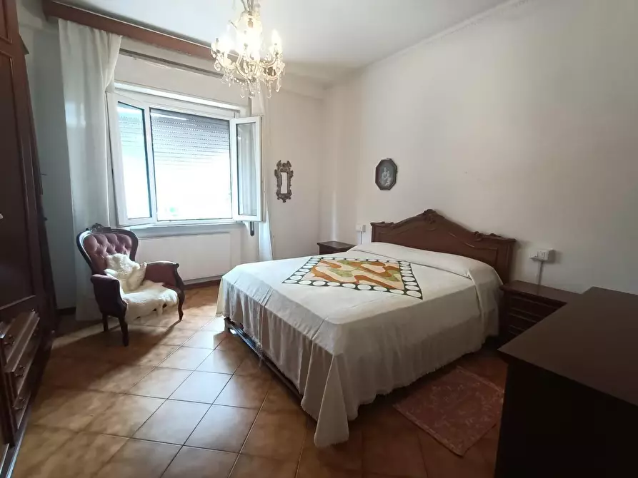 Immagine 5 di Appartamento in vendita  a Carrara