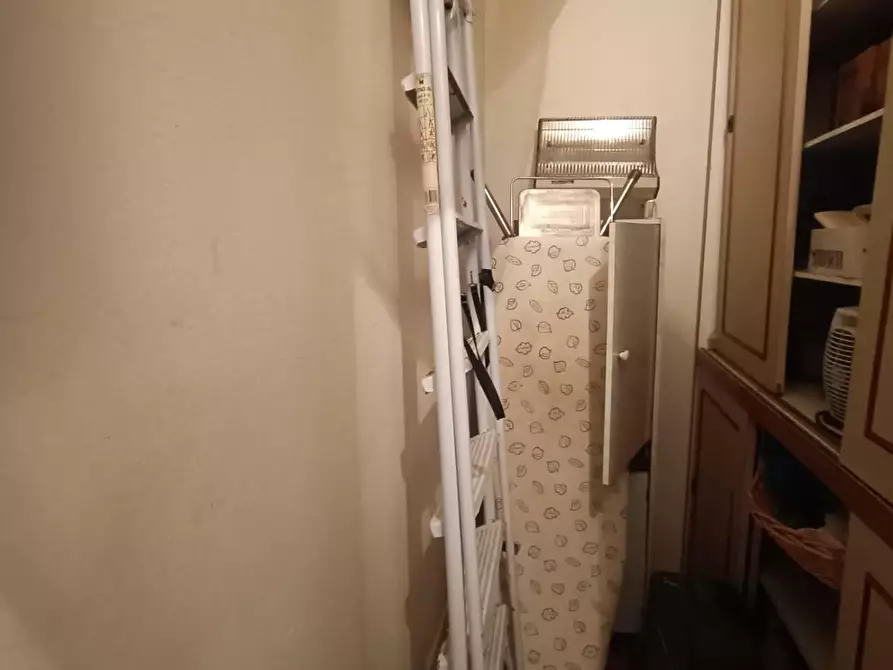 Immagine 24 di Appartamento in vendita  a Carrara