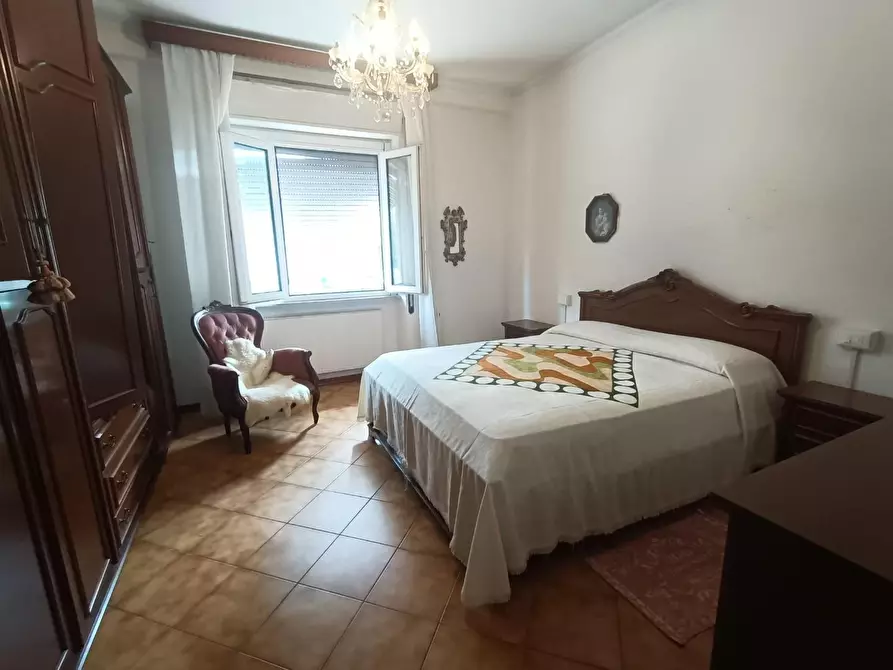 Immagine 13 di Appartamento in vendita  a Carrara