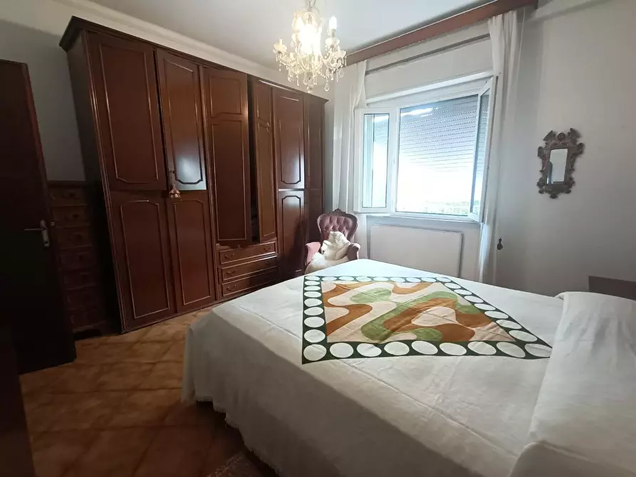 Immagine 15 di Appartamento in vendita  a Carrara