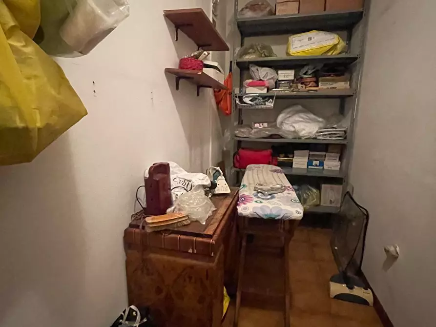 Immagine 2 di Appartamento in vendita  a Carrara