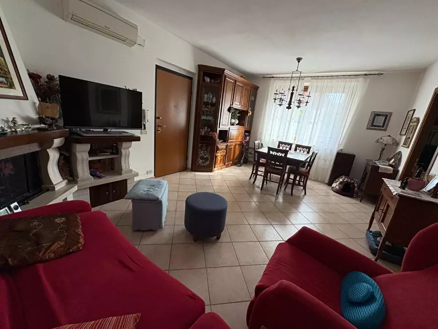 Immagine 5 di Appartamento in vendita  a Monteriggioni