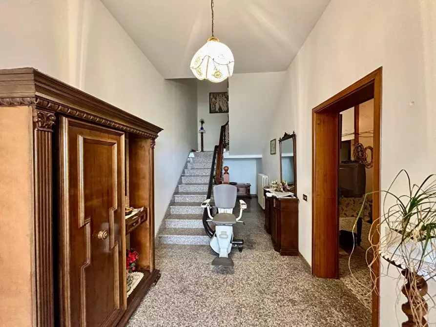 Immagine 5 di Casa bifamiliare in vendita  a Fucecchio