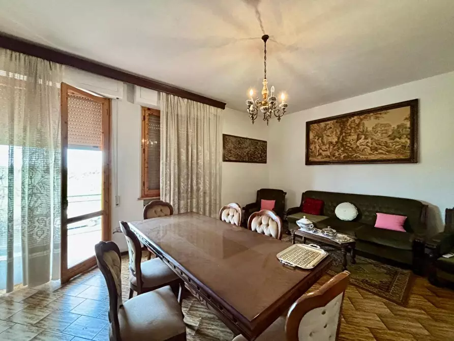 Immagine 2 di Casa bifamiliare in vendita  a Fucecchio