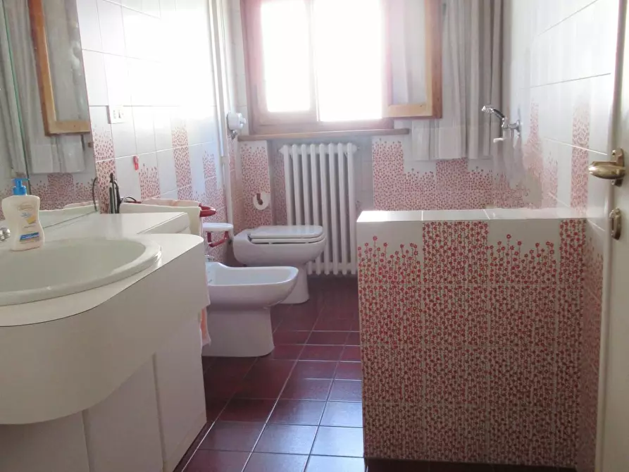 Immagine 8 di Casa indipendente in vendita  a Cerreto Guidi