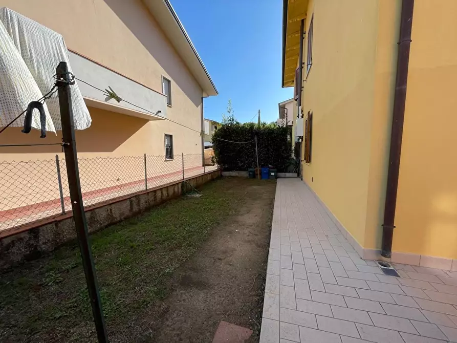 Immagine 17 di Appartamento in vendita  a Capannori