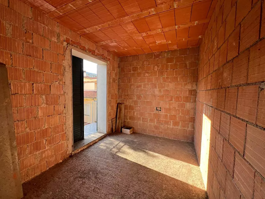 Immagine 21 di Casa trifamiliare in vendita  a Buti