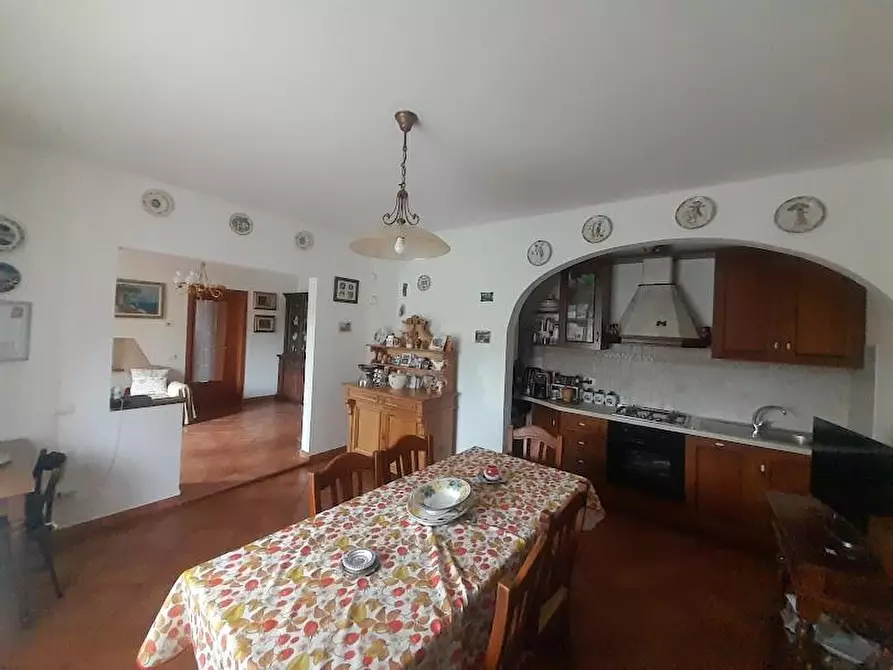 Immagine 9 di Appartamento in vendita  a Vecchiano