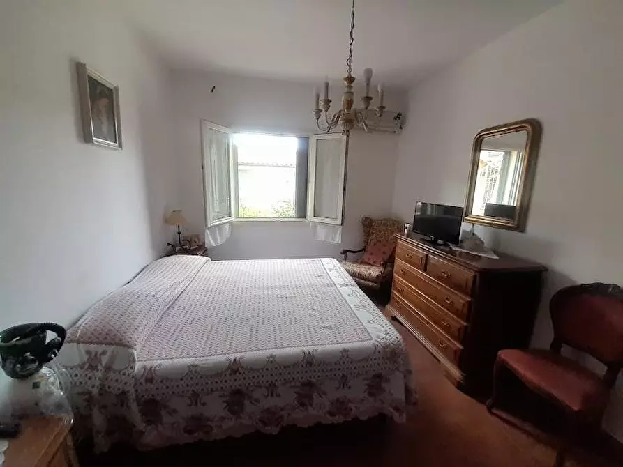 Immagine 11 di Appartamento in vendita  a Vecchiano