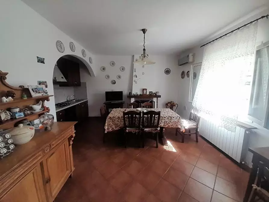 Immagine 6 di Appartamento in vendita  a Vecchiano