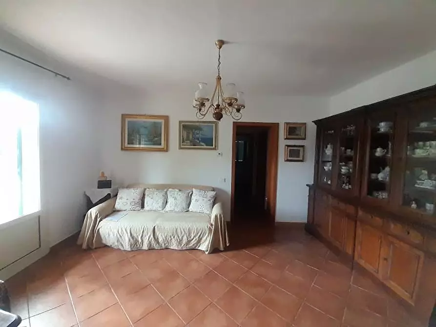 Immagine 3 di Appartamento in vendita  a Vecchiano