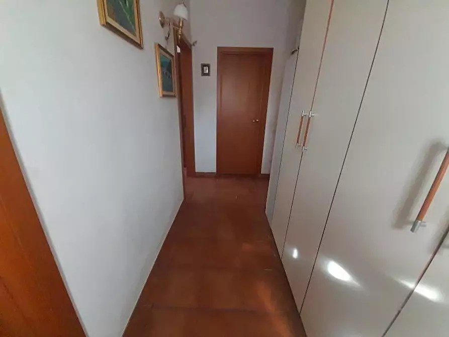 Immagine 14 di Appartamento in vendita  a Vecchiano