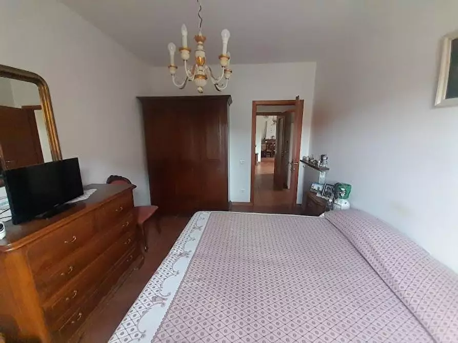 Immagine 12 di Appartamento in vendita  a Vecchiano