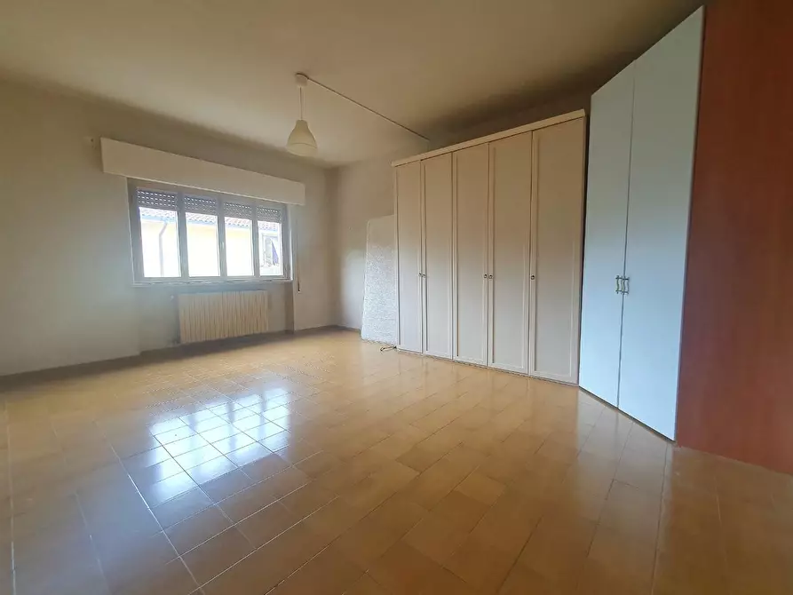 Immagine 20 di Villa in vendita  a Capannori