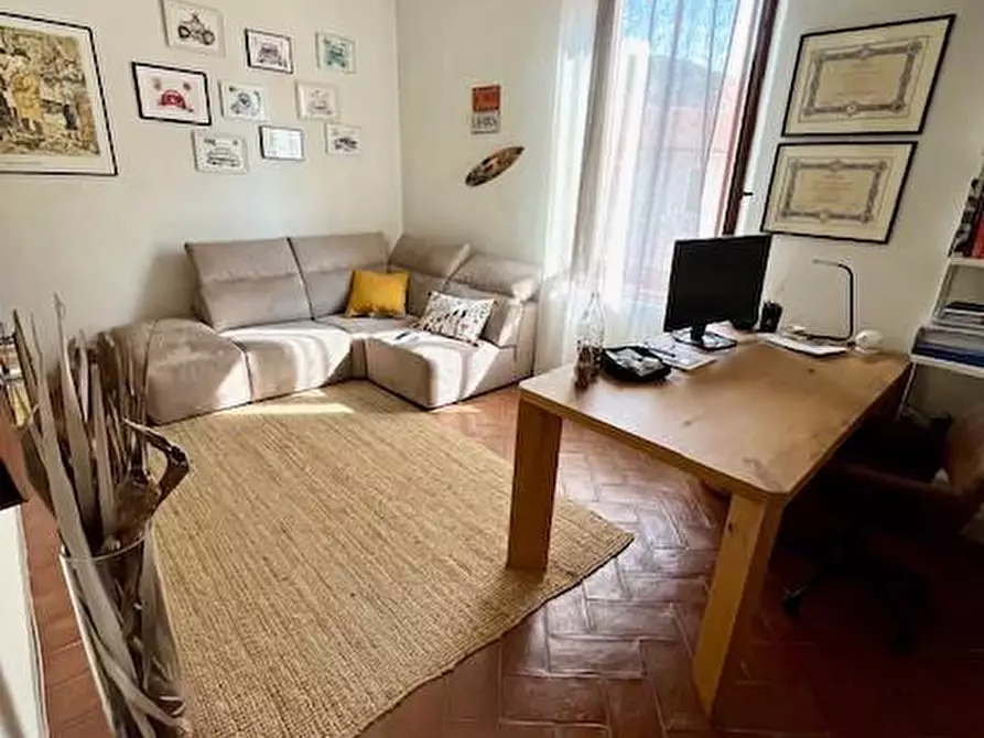 Immagine 18 di Terratetto in vendita  a Vecchiano