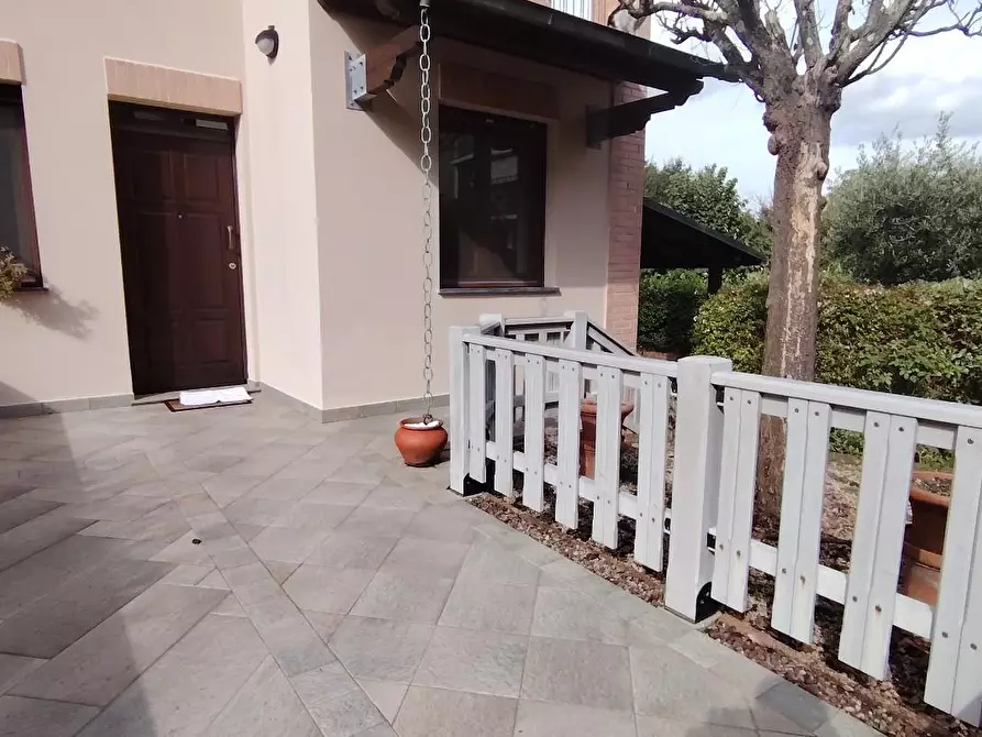 Immagine 22 di Villetta a schiera in vendita  a Santa Maria A Monte