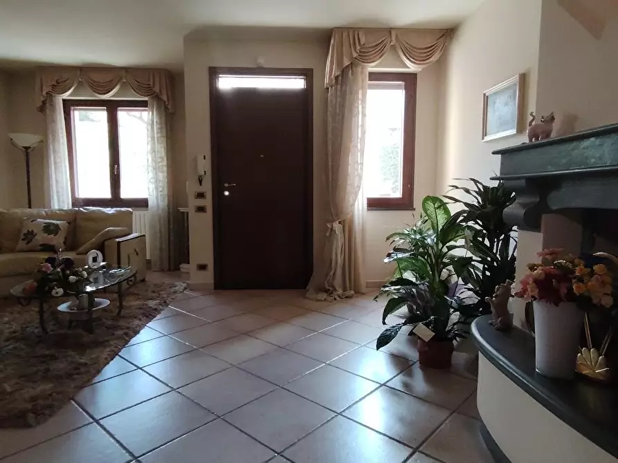 Immagine 7 di Villetta a schiera in vendita  a Santa Maria A Monte