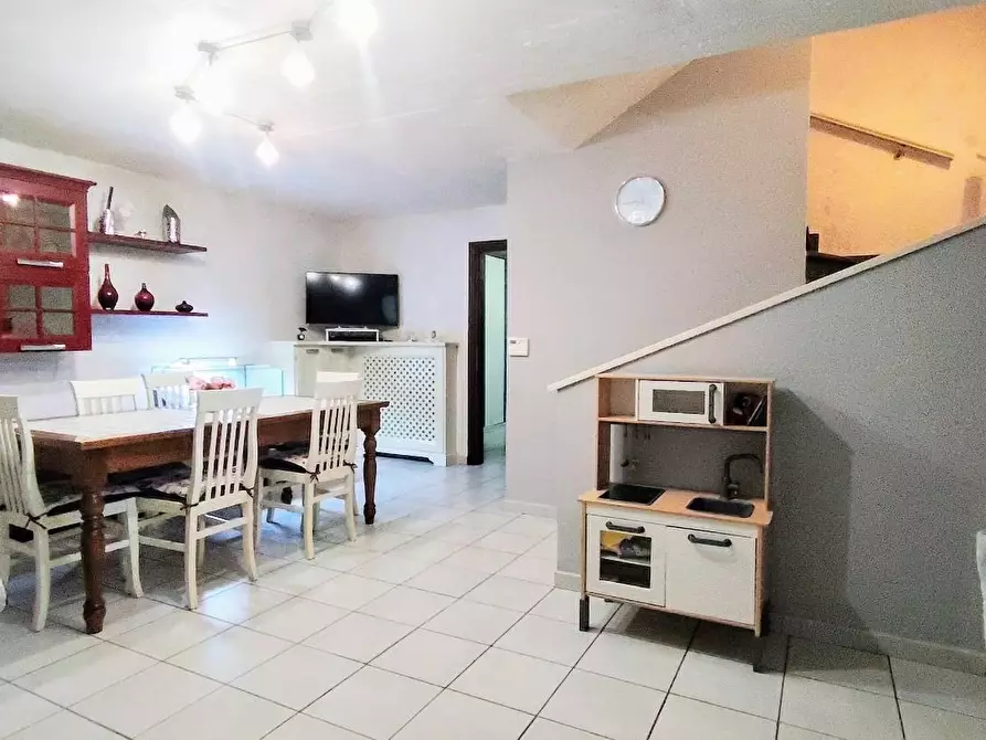 Immagine 29 di Villetta a schiera in vendita  a Santa Maria A Monte