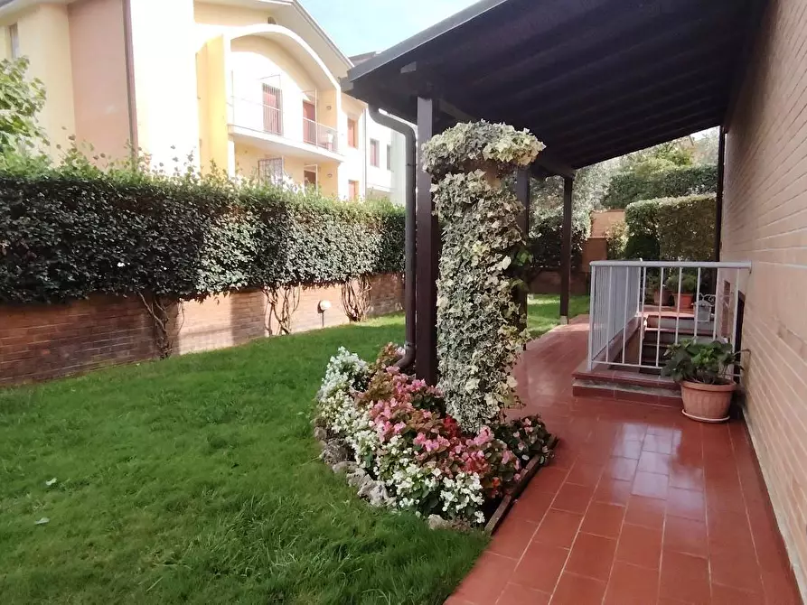 Immagine 3 di Villetta a schiera in vendita  a Santa Maria A Monte