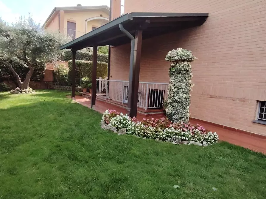 Immagine 4 di Villetta a schiera in vendita  a Santa Maria A Monte