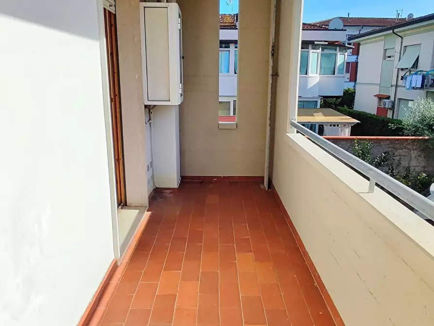 Immagine 15 di Appartamento in vendita  a Viareggio