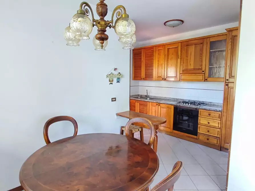 Immagine 7 di Appartamento in vendita  a Viareggio