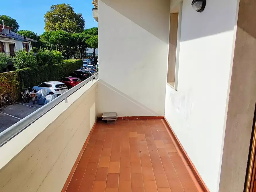 Immagine 14 di Appartamento in vendita  a Viareggio