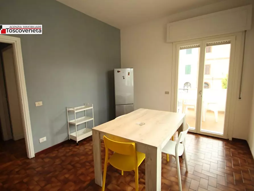 Immagine 8 di Appartamento in affitto  a Lucca