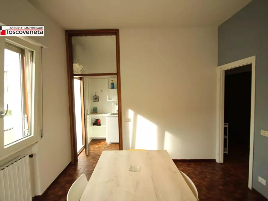 Immagine 9 di Appartamento in affitto  a Lucca