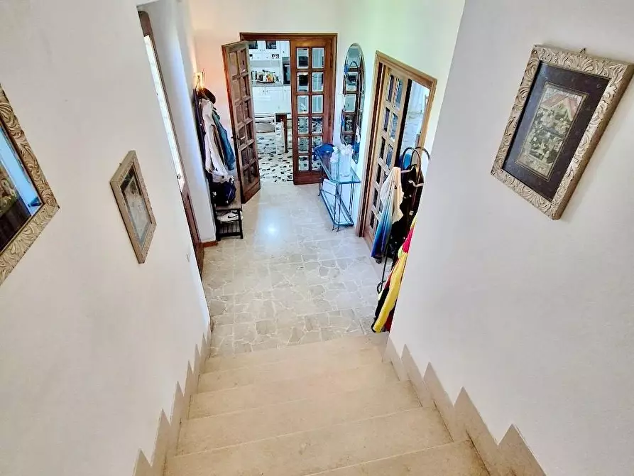 Immagine 21 di Villa in vendita  a Cascina