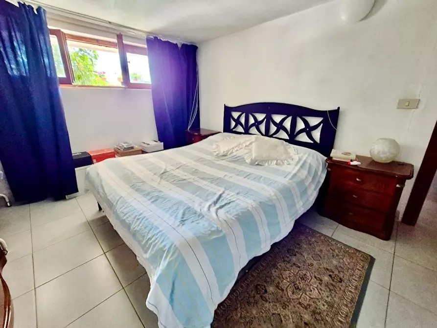 Immagine 43 di Villa in vendita  a Cascina