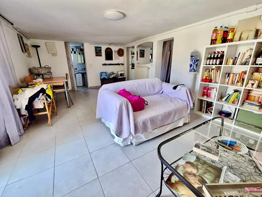 Immagine 40 di Villa in vendita  a Cascina