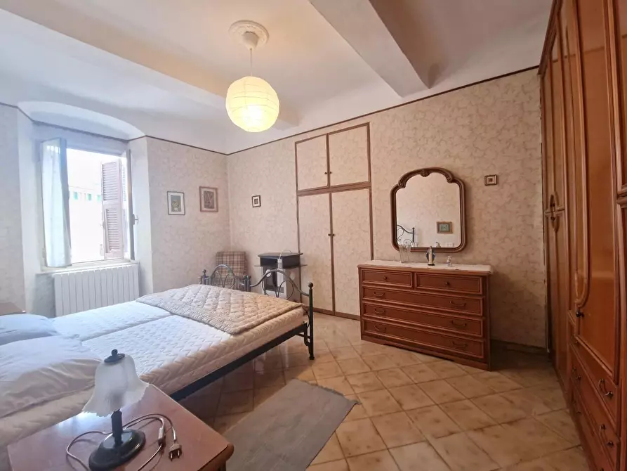 Immagine 7 di Appartamento in vendita  a Carrara