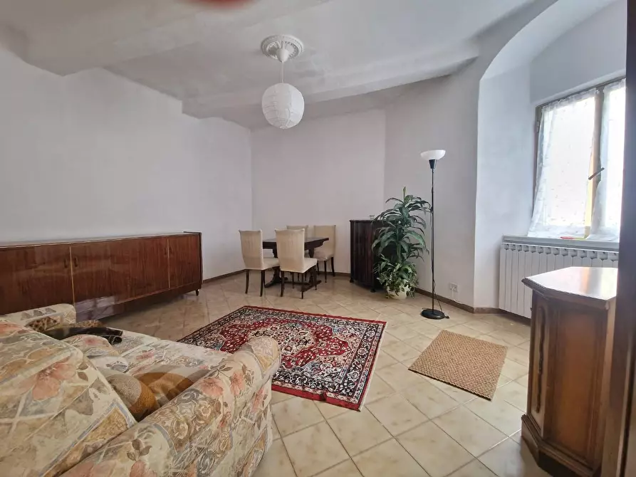 Immagine 5 di Appartamento in vendita  a Carrara