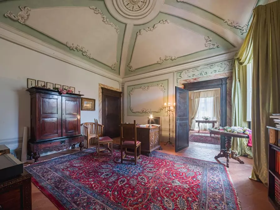 Immagine 27 di Villa in vendita  a Santa Maria A Monte