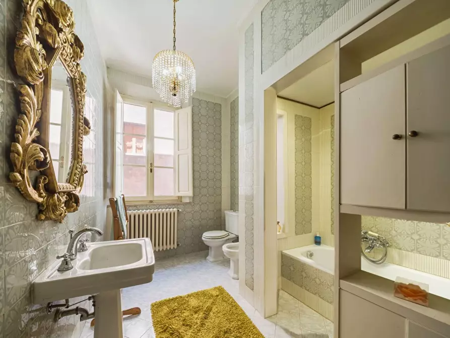 Immagine 33 di Villa in vendita  a Santa Maria A Monte