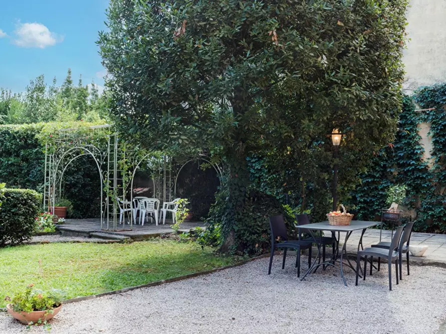 Immagine 16 di Villa in vendita  a Santa Maria A Monte