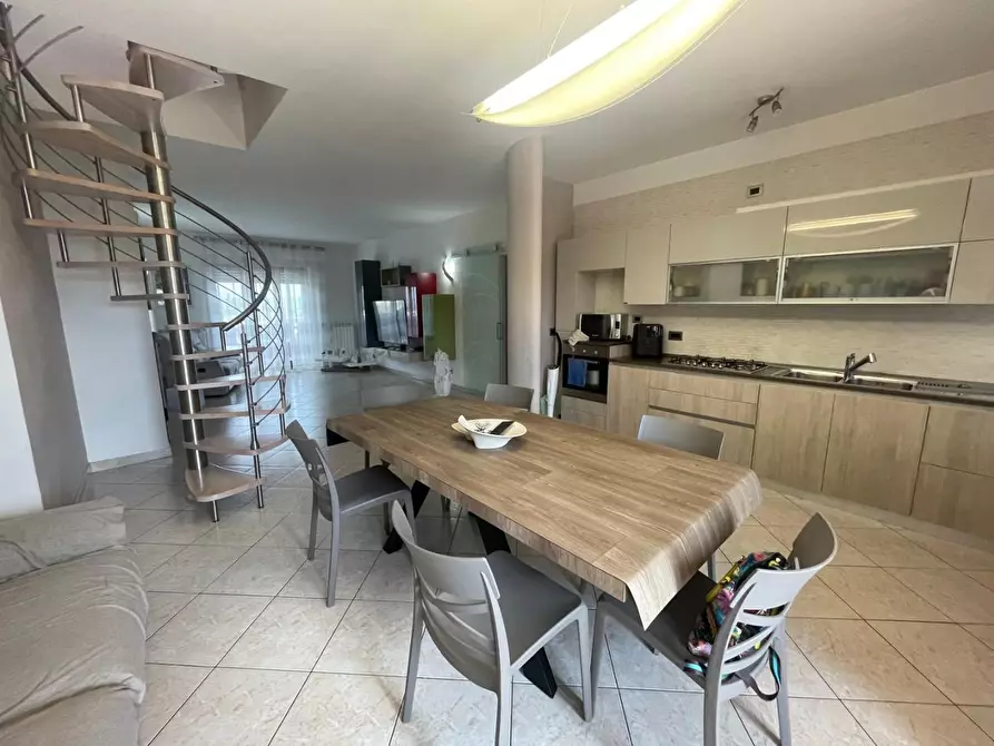 Immagine 9 di Appartamento in vendita  a San Giorgio Ionico