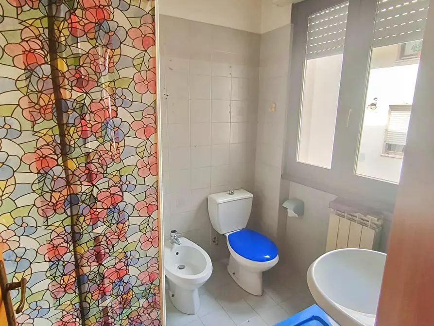 Immagine 9 di Appartamento in vendita  a Viareggio